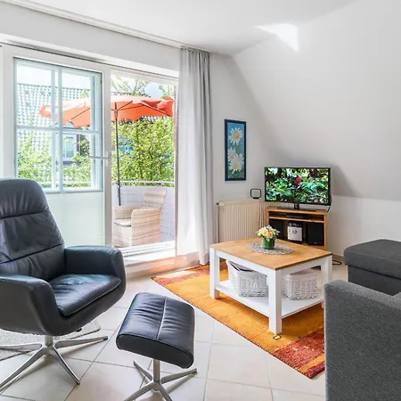 Haus Jenny D 3b Апартаменты *